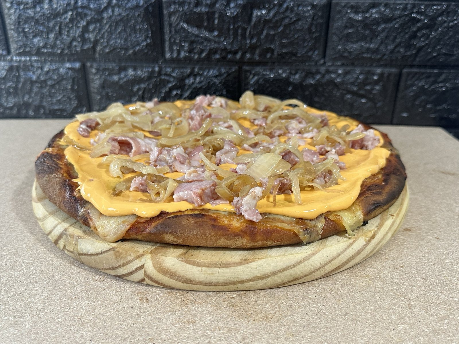 2 pizzetas con 2 gustos a elección para cada una y 2 faina
